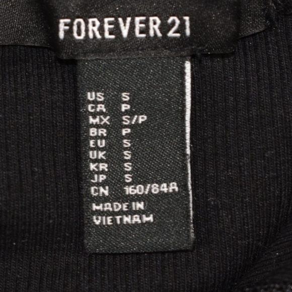 Forever 21 Off-the-Shoulder Front Zipper Crop Top - Picture 5 of 6